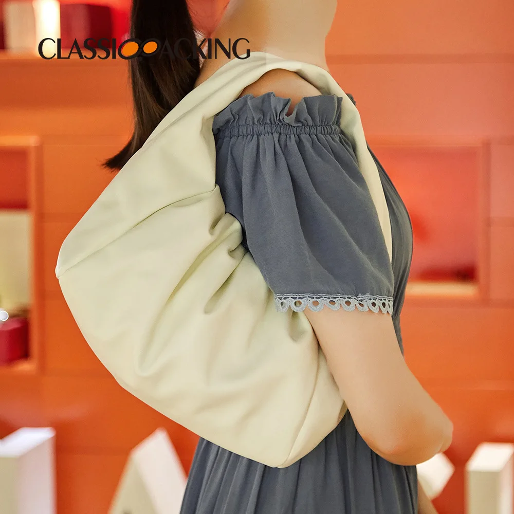Minimalist Style Women's Handbag with Niche Design Pleated Cloud Bag Light Luxury High-end Sense Shoulder Armpit Bag
