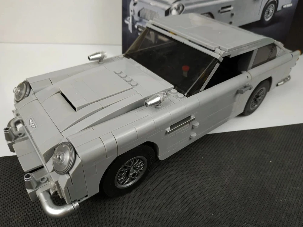 متوفر هدايا للأطفال عيد الميلاد عيد الميلاد الخالق الخبراء جيمس بوند أستون مارتن DB5 نموذج سيارة رياضية اللبنات الطوب #2