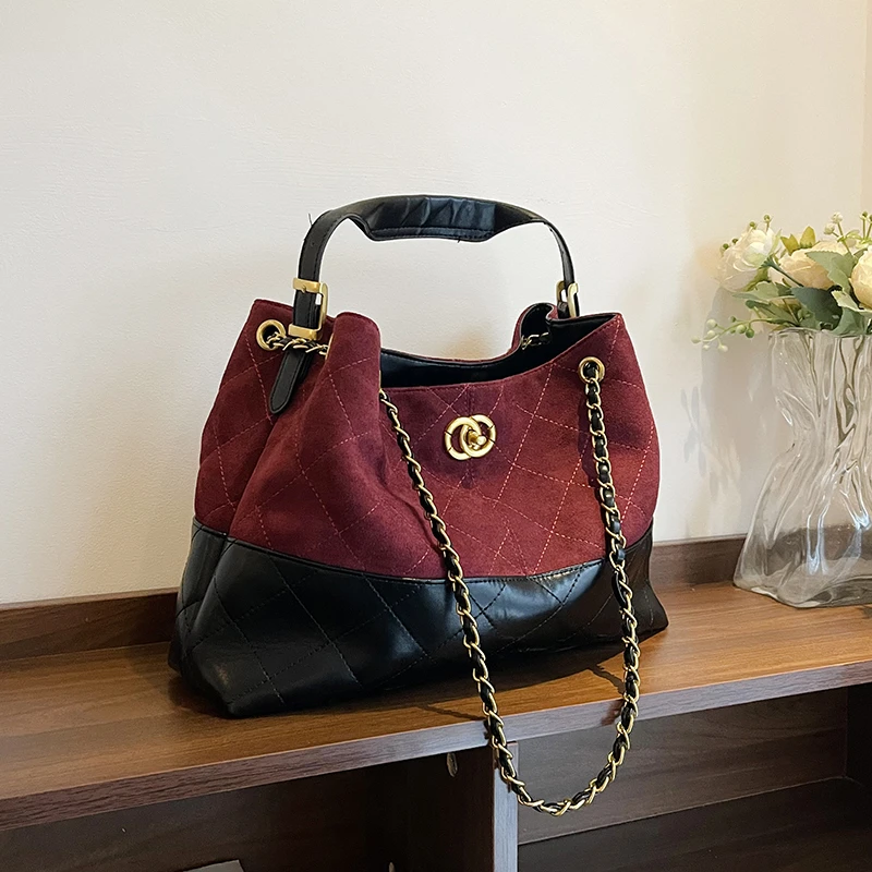 

Chic Women's Handbags Tote Bags, Leather Crossbody Shoulder Option Messenger Style Luxury Famous Elegant