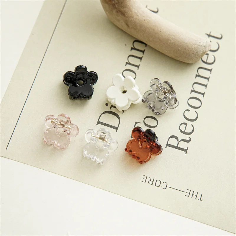 2022 Korea Fashion New Mini 2CM Small Hair Claw Clip Accessories For Women Girl Plastic Smiling Face Shape Flower Sweet Hairpins