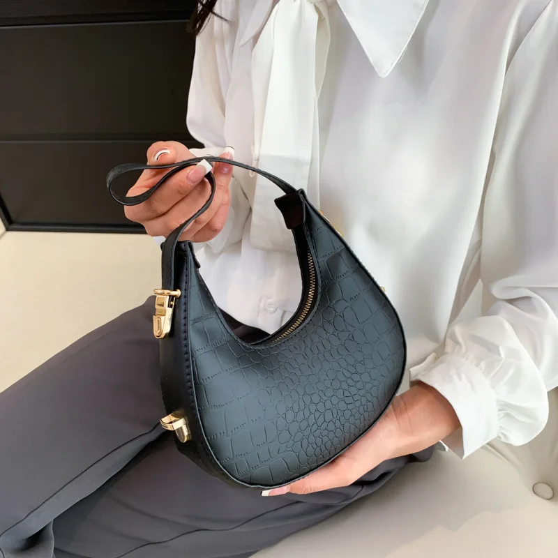 Luxury Design PU Leather Shoulder Hobo Bag Women Small Clutch Handbag Purse Female Underarm Bag Fashion Travel Shopper Totes