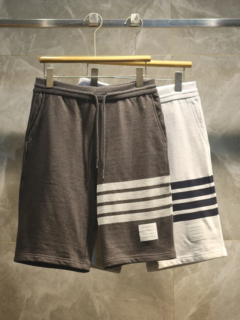 

Высококачественные мужские спортивные шорты из чистого хлопка, длиной до колена, с четырьмя полосками, повседневные, модные, летние, прямого кроя
