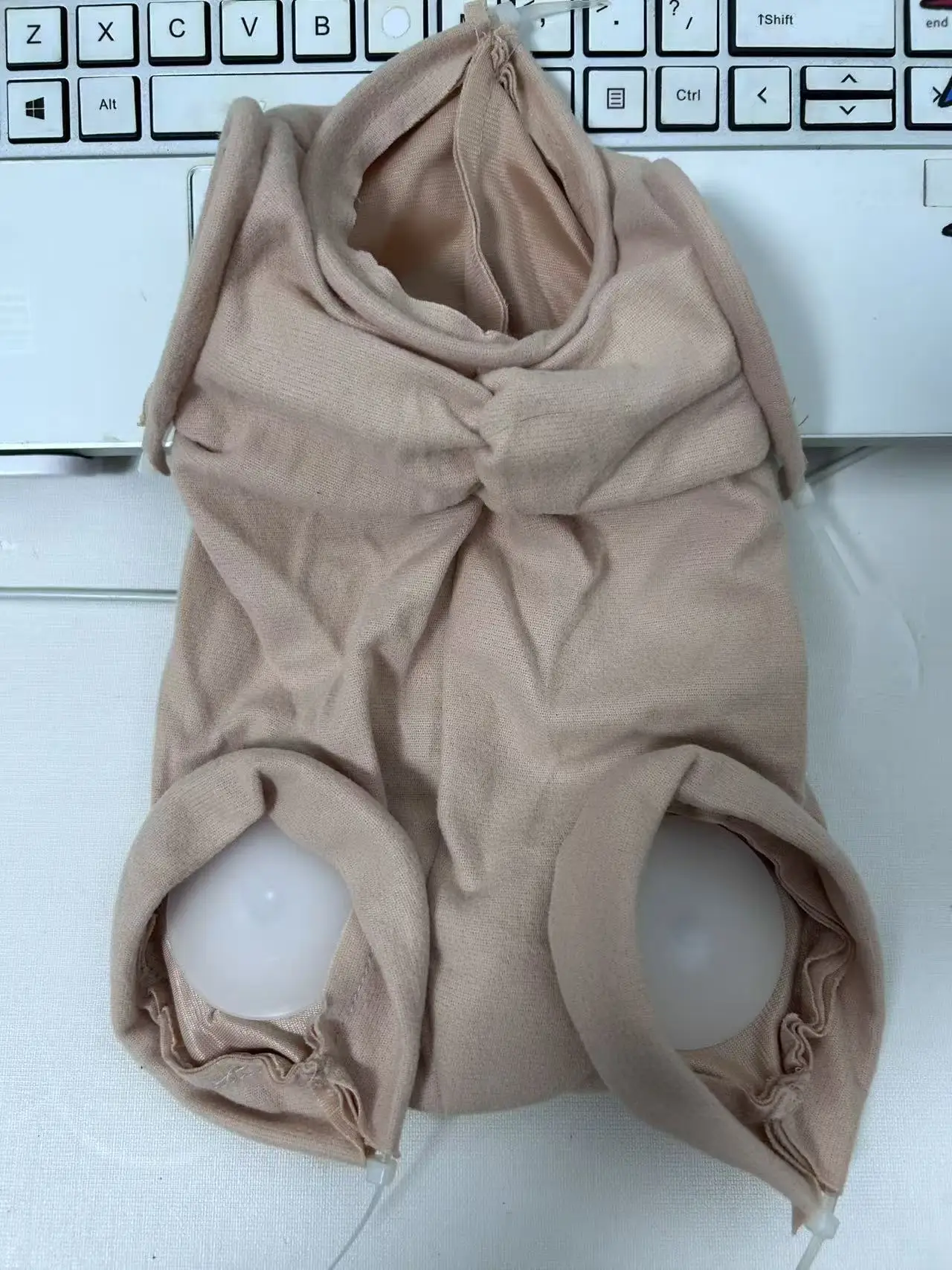 

Тело куклы из ткани DLS с вращающимися суставами, подходит для кукол реборн 23-25 дюймов, с прямыми и изогнутыми ногами.