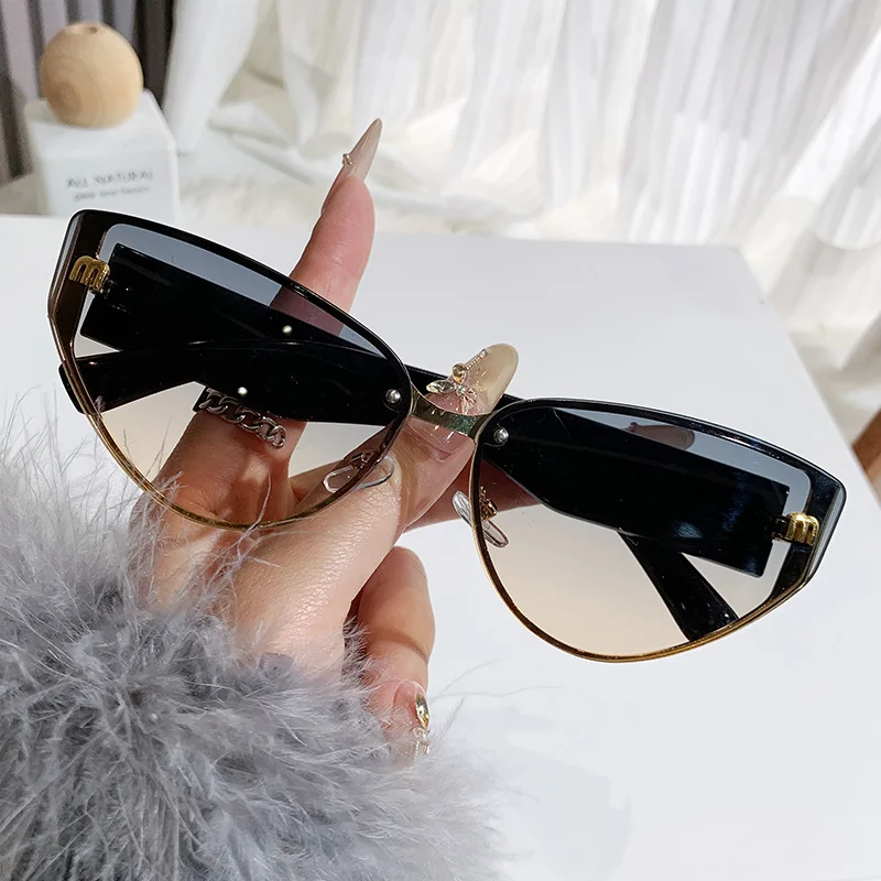 Metal Sunglasses, High-End Cat-Eye Sunglasses, Women's Personalized Fashionable Large Frame Slimming Glasses