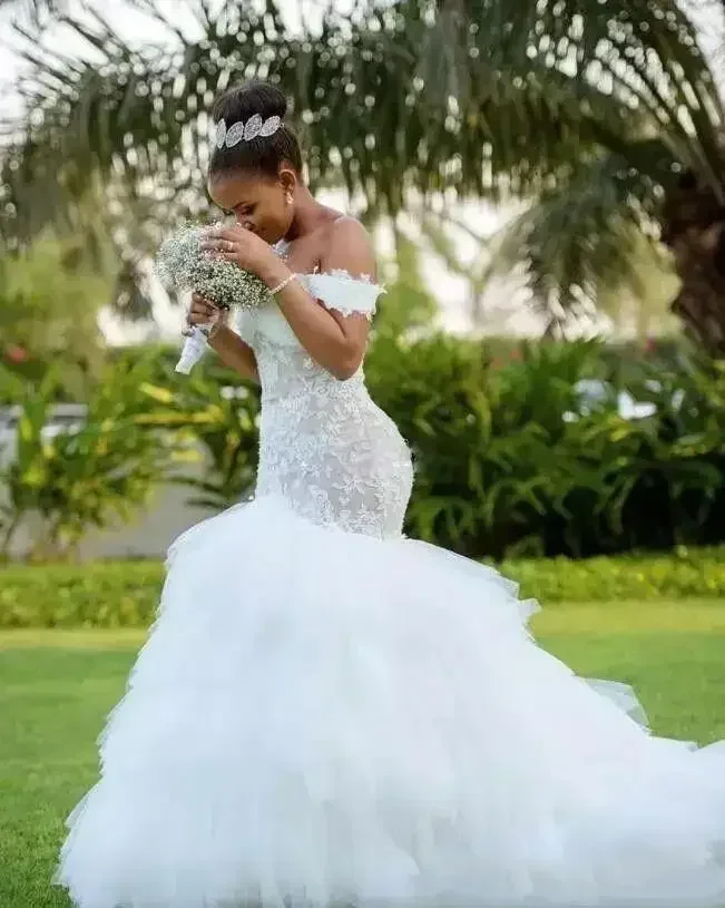 Customized African Mermaid Wedding Dresses Off The Shoulder Lace Appliques Ruffles Plus Size Bridal Gowns Beach Country Vestido