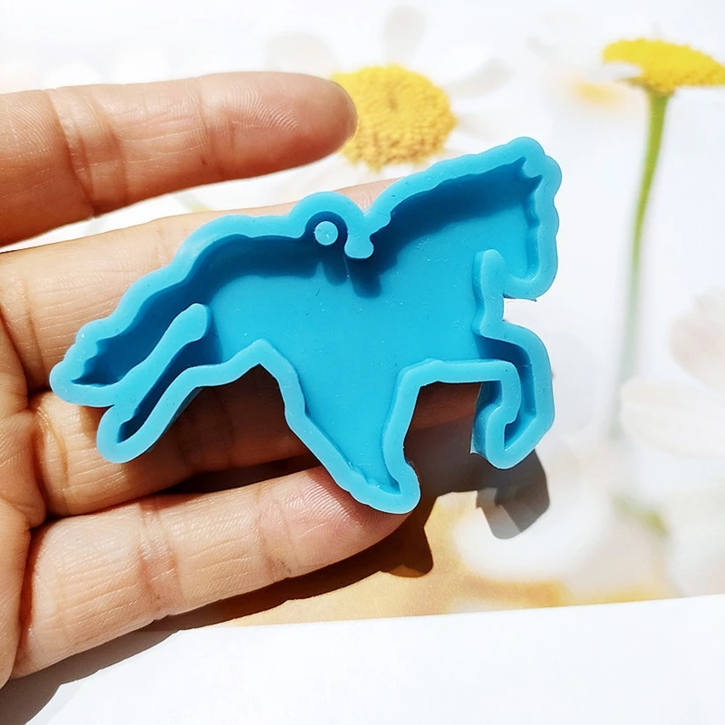 DIY Horse Riding Cowboy Hat Silicone Epoxy Mold DIY Keychain Pendant Jewelry Crafting Mould for Valentine Love Gift