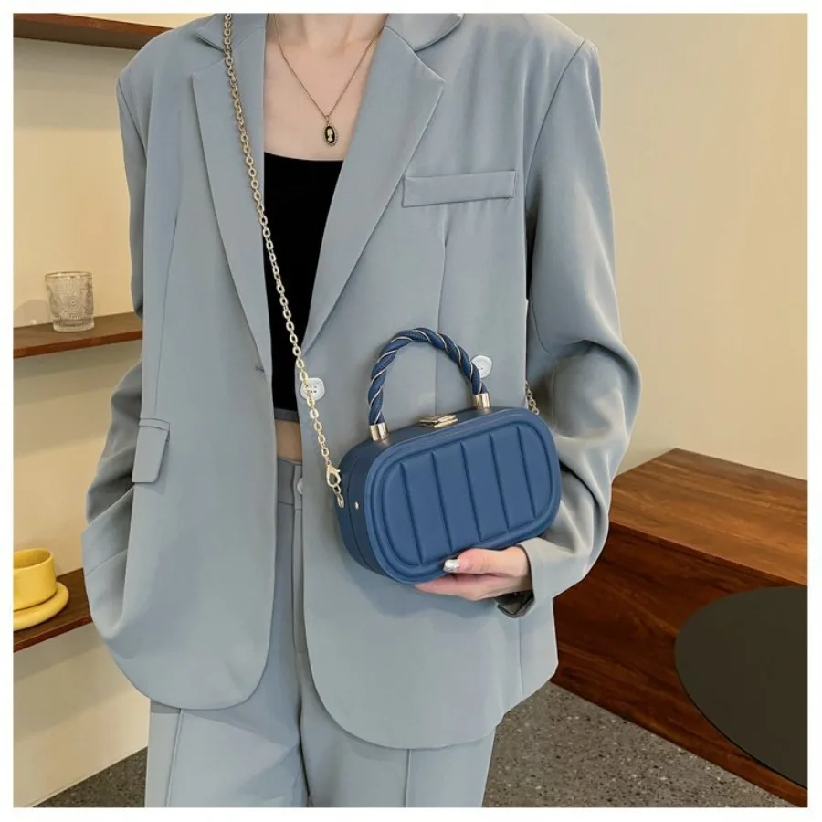 

Korean version fashionable simple chain mini embossed single shoulder box bag high-end small square bag, crossbody women's bags