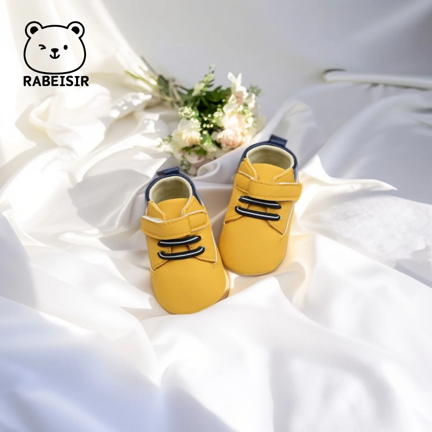 

Детская спортивная обувь, высокие туфли, детские прогулочные туфли для детей 0-1 и полуго года, противоскользящие и теплые, можно носить осенью и победу.