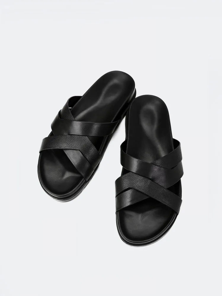 Mens Genuine Leather Black Slippers Fashion Woven Breathable Summer Casual Flat Shoes New Outside Men Real Cowskin Beach Slides