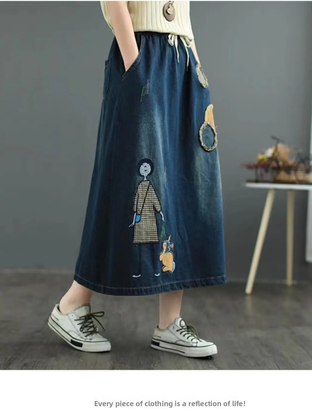 

Хлопковая лоскутная джинсовая юбка с эластичной резинкой на талии, юбка-миди трапециевидной формы с мультяшной вышивкой и высокой талией, лето 2024, женская мода