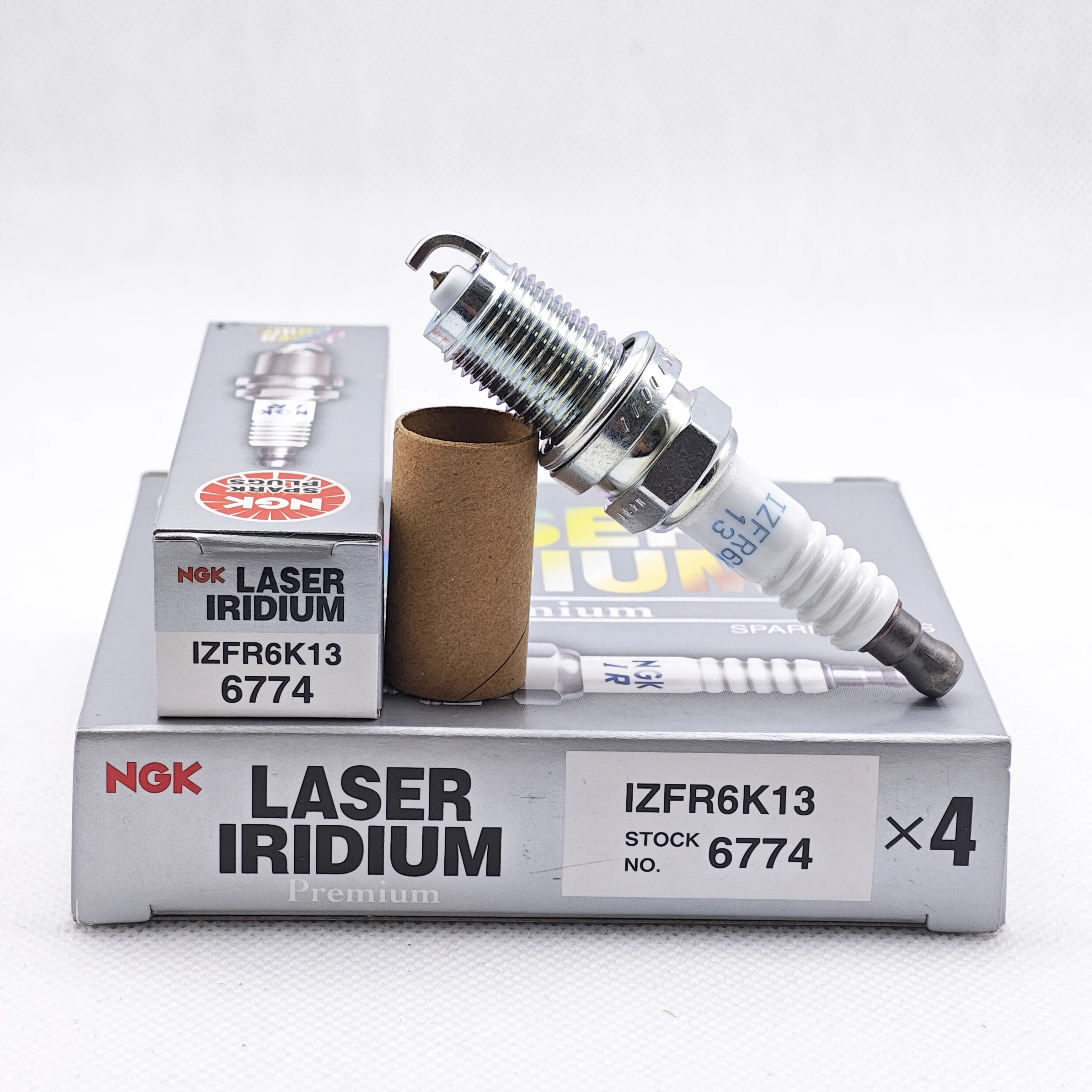 4pcs Original NGK Iridium Spark Plug IZFR6K13 6774 is suitable for City Fit Concept 1.3 1.5