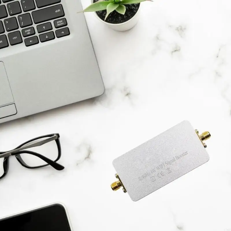 C90F Эффективный 4W беспроводной сигнал 2.4/5,8 ГГц усилитель интернет -энхансер