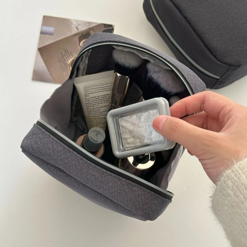 

Новая модная косметичка для помады и гигиенических прокладок, мини-органайзер для косметики, дорожная сумка для женщин, маленькая сумочка