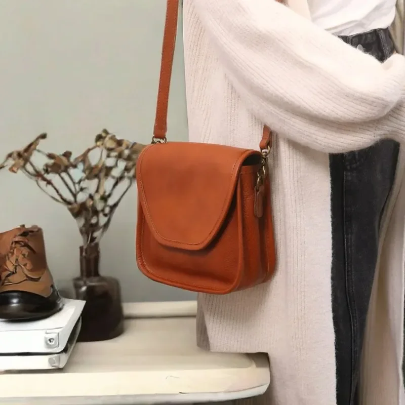 Saddle Bag Japanese Magnetic Button Bolsos Mujer Crossbody Bags for Women Cowhide Leather Bolsa Vintage Literary Style Bolsas