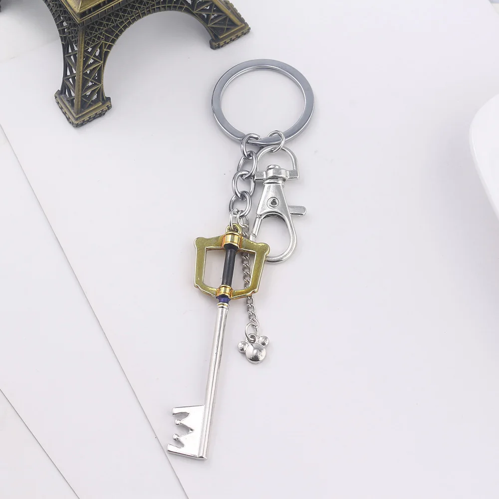 Kingdom Hearts Sora Keyblade Keychain Key Shape Weapon Pendant Key Chain for Women Men Choker Keyring Souvenir Jewelry Gift