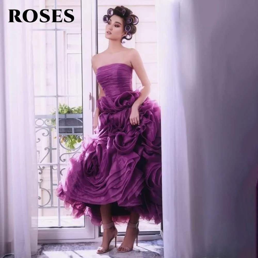 فستان حفلة موسيقية بدون حمالات من ROSES مع طيات من التل بدون أكمام للحفلات على شكل حرف a فستان حفلات متدرج للنساء مخصص