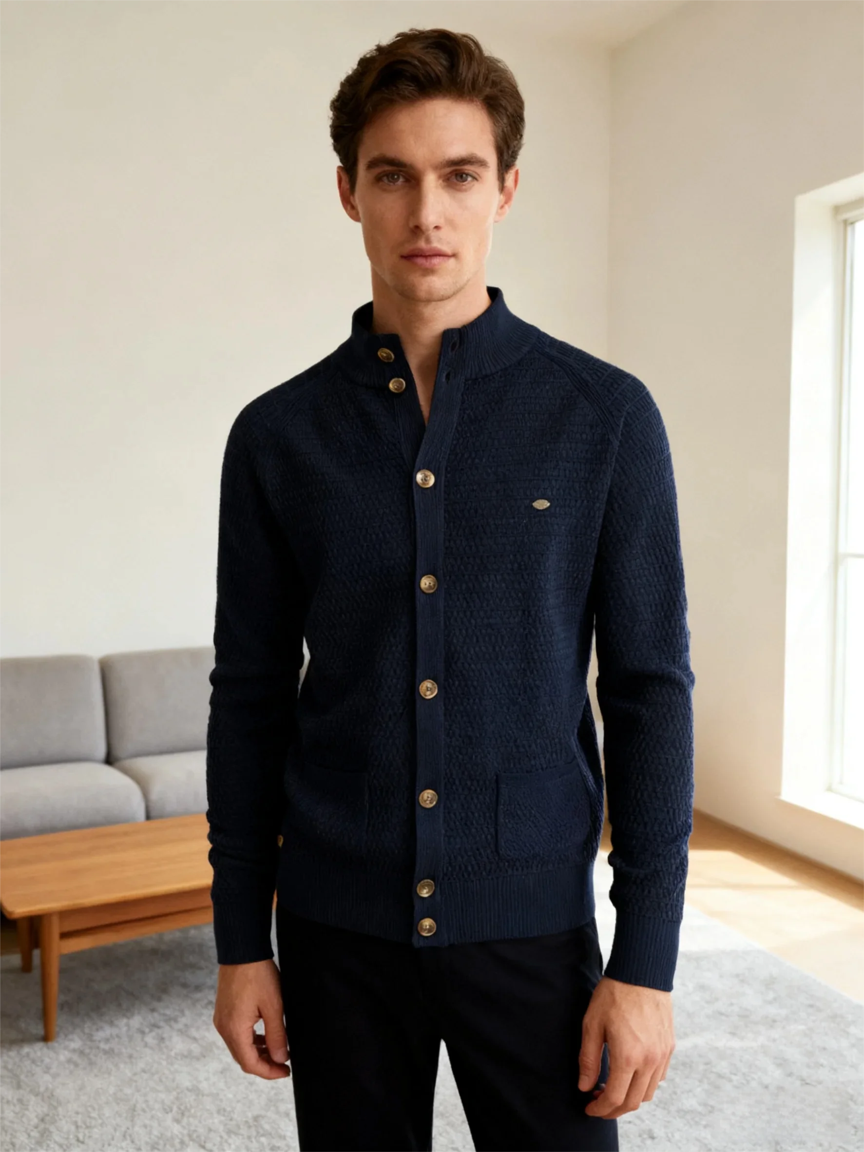 سترة صوف ميرينو للرجال - سترة كاجوال ضيقة مناسبة للعمل لمجموعة الخريف والشتاء (صنع في إيطاليا)