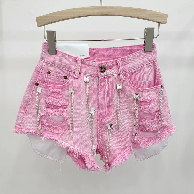 2024 Summer Street Style Sexy Girl Tassel Rhinestone Chain Ripped Frayed Three Points Denim Shorts Fashion Pink Shorts for Women