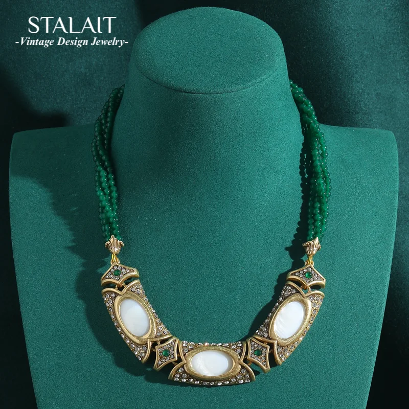 

Vintage Green Beads Necklace Woman African Chokers Gothic White Natural Stone Antique Gold Color Retro Rhinestones Accessories