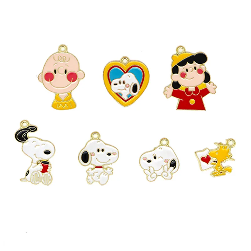 Nowa kolekcja Snoopy Cartoon metalowe Charms figurka Anime Kawaii pies DIY bransoletka wisiorek neackrace biżuteria prezent