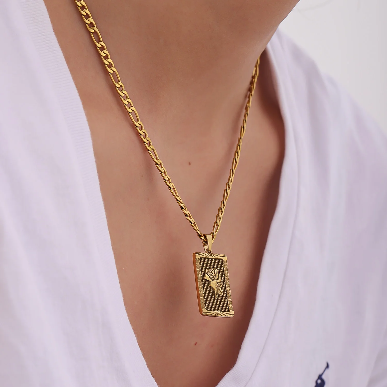 

Ожерелье с 3D розой, позолоченная 18 карат, веревочная цепочка из нержавеющей стали, романтические украшения, подарок на годовщину, день рождения для женщин и девочек, тренд 2025 г.