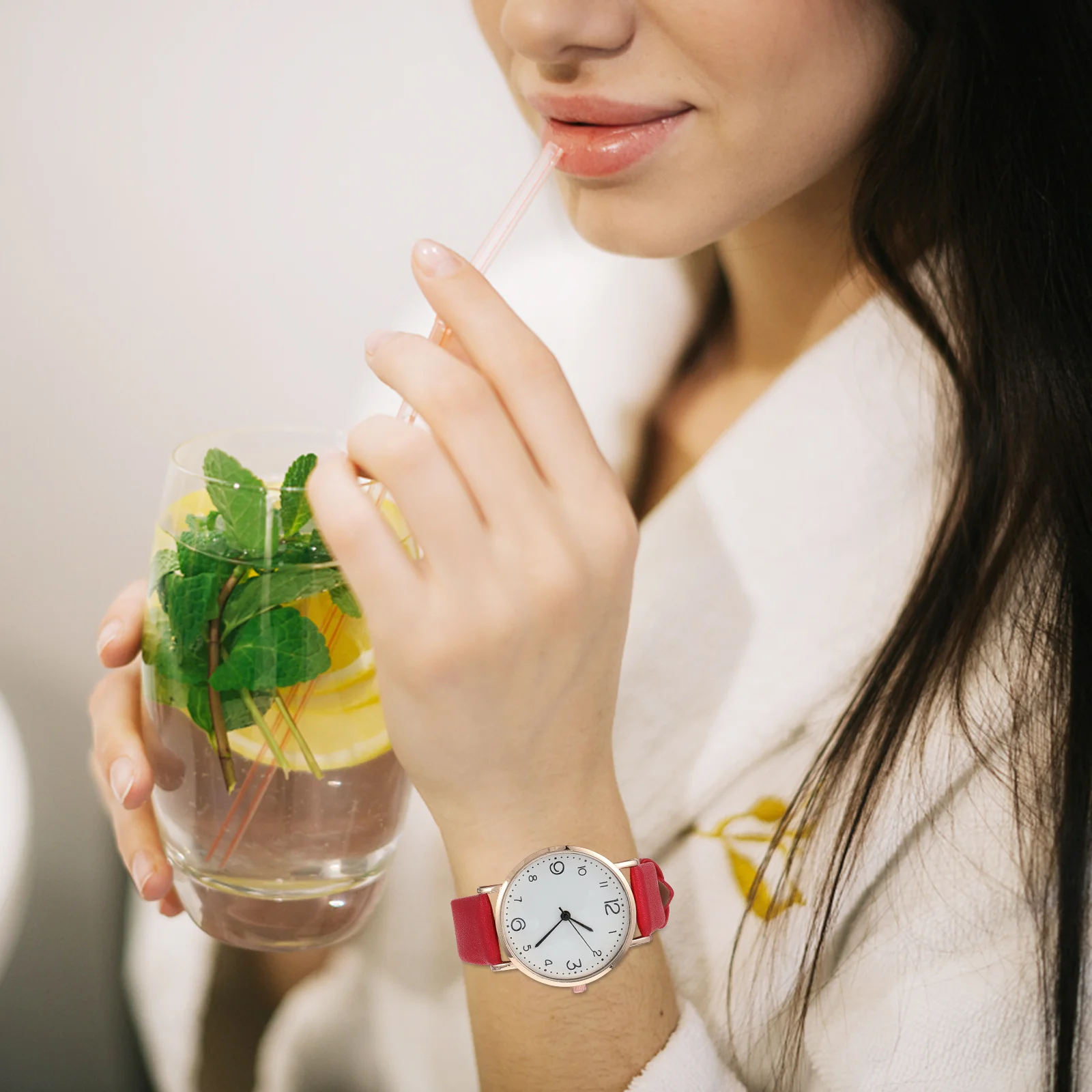 

Women Wristwatch Adjustable Strap Fashion Quartz Watch For Daily Party Dating Lady Gift Simple Elegant Design Women Watch