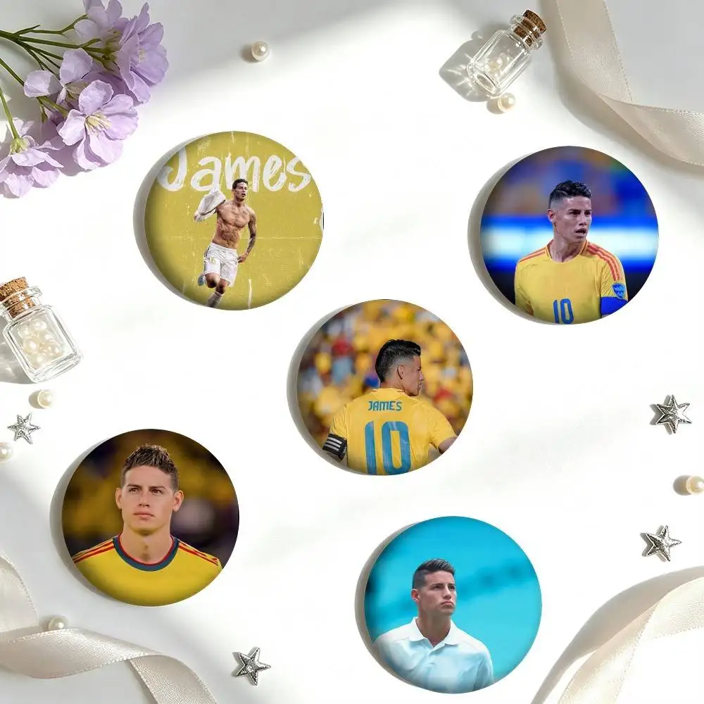 F-Football Player J-James Rodriguez 25 32 44 58 75mm Badges Personalized Round Brooches Pins Accessory Gift