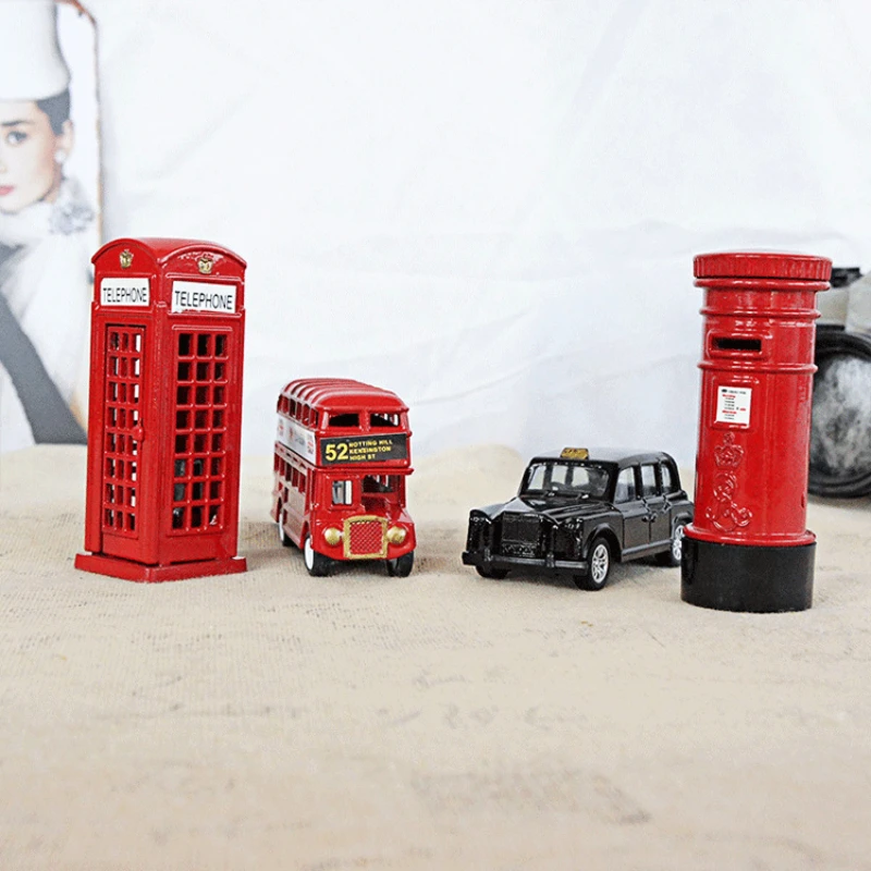 Vintage British Europe Bus Model Miniature Red Green Pencil Sharpener London Metal Retro Home Decoration Antique Children Toy