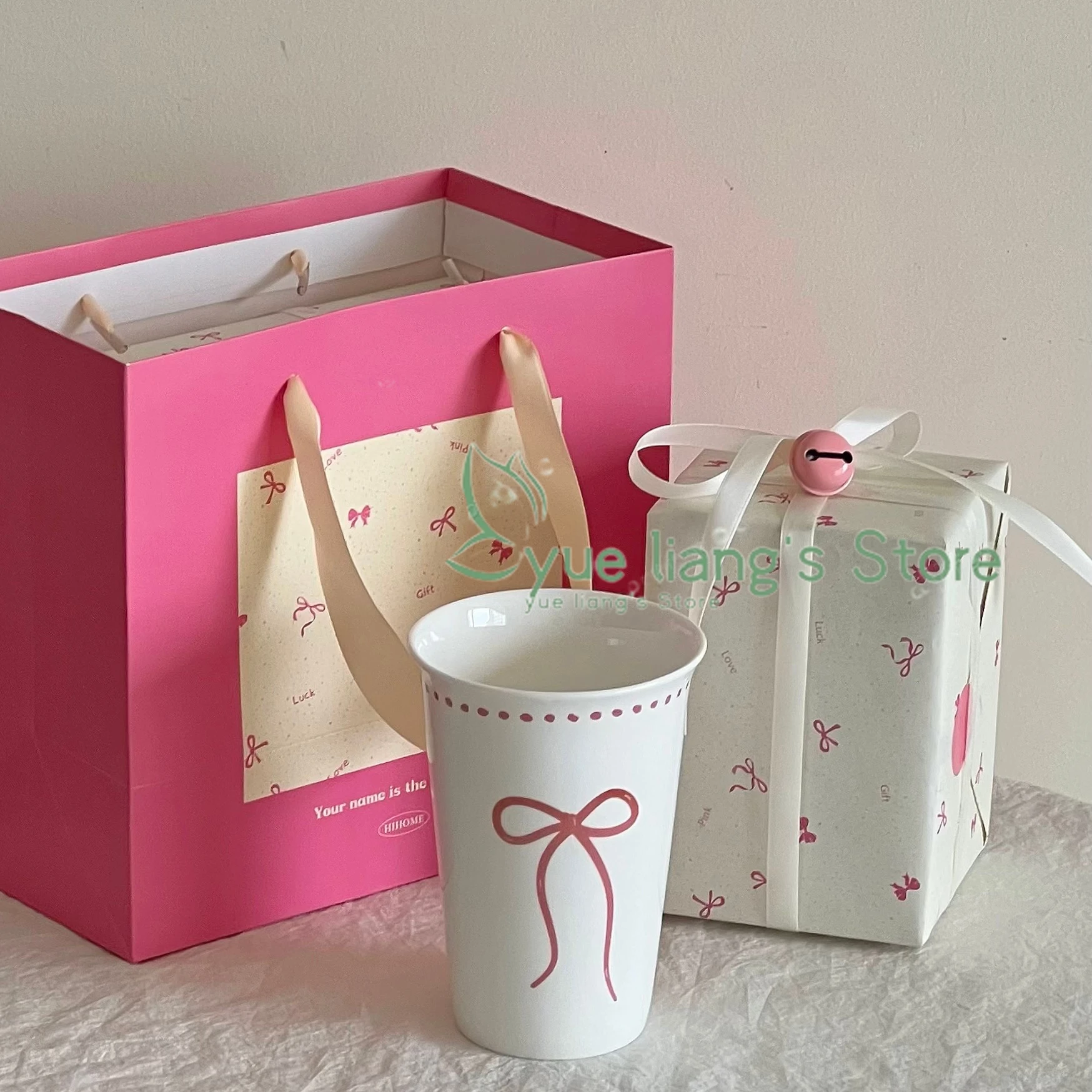 

Butterfly Patterned Ceramic Cup,Gift Box for Best Friend's Birthday, Hand-painted Pink Polka Dot Bow, Holding Coffee Cup in Hand