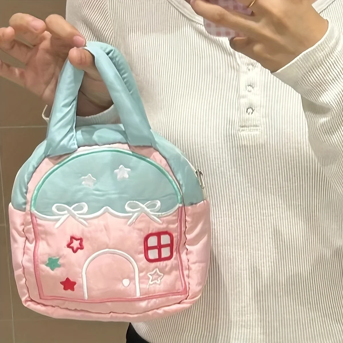 Creative Handbag, Instant Camera Bag, Travel Camera Bag, Handheld Storage Bag, Small Handbag, Gift, Cute Embroidered Polaroid Camera Storage Bag, Portable High-Capacity High-Appearance-Value Makeup Bag