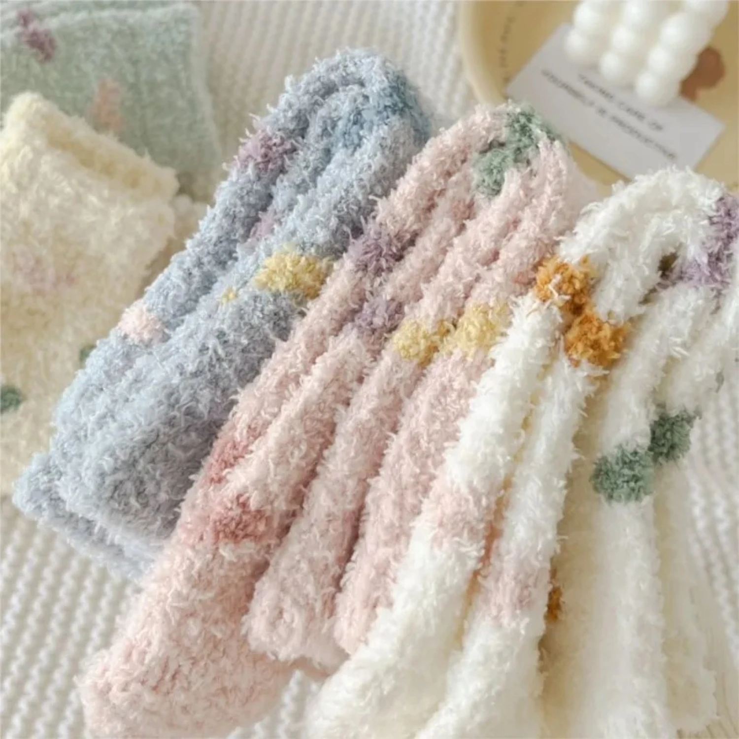 3/6/12 pairs of women's suede simple socks, suitable for sleep, love, fashion, and winter.