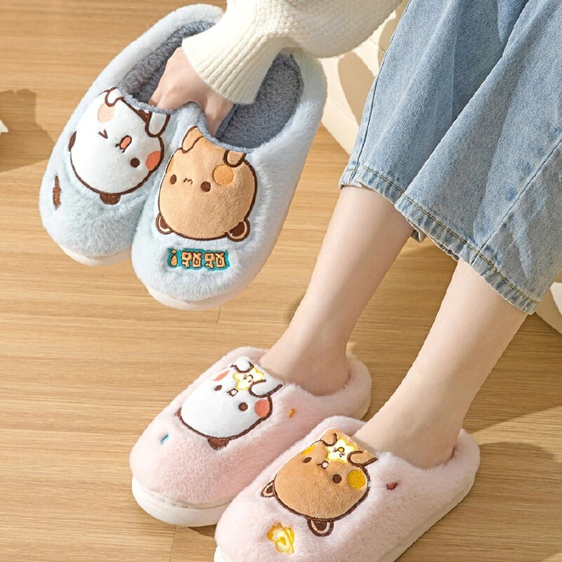 

Anime Peripheral Gift Panda Yier And Bubu Warm Slippers 2026 New Winter Warm Fluffy Slippers Cartoon Couple Shoes For Women Men