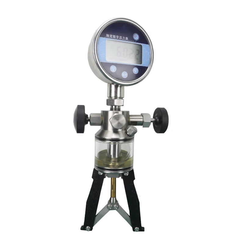 High Accuracy 70MPa Portable Hand Operated Pressure Calibrator Pump For Calibrated Pressure Gauge