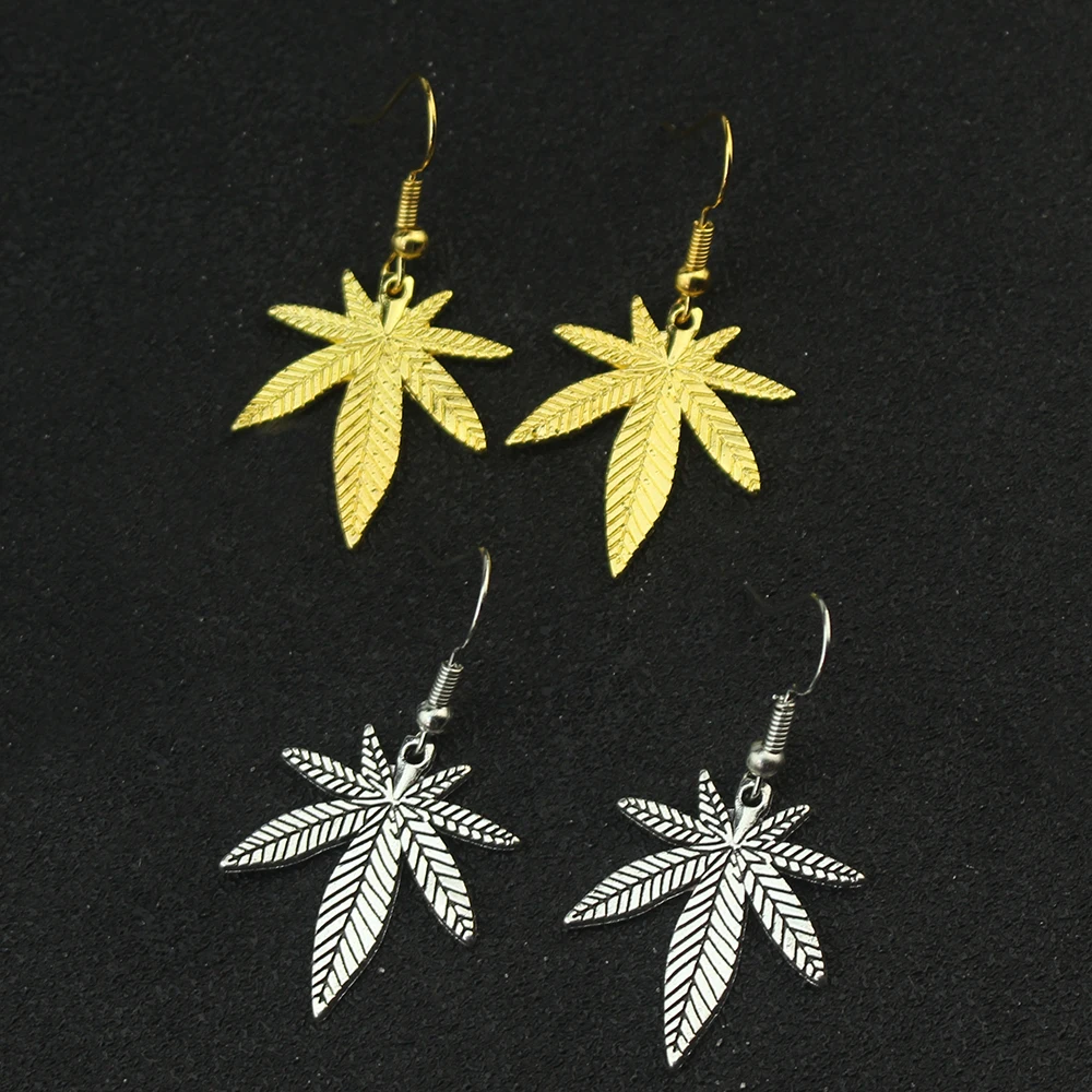 1 Pair Maple Leaf/Pot Weed Leaf Charms Pendants Earring Antique Gold/Silver Color Tone Jewellery For Women