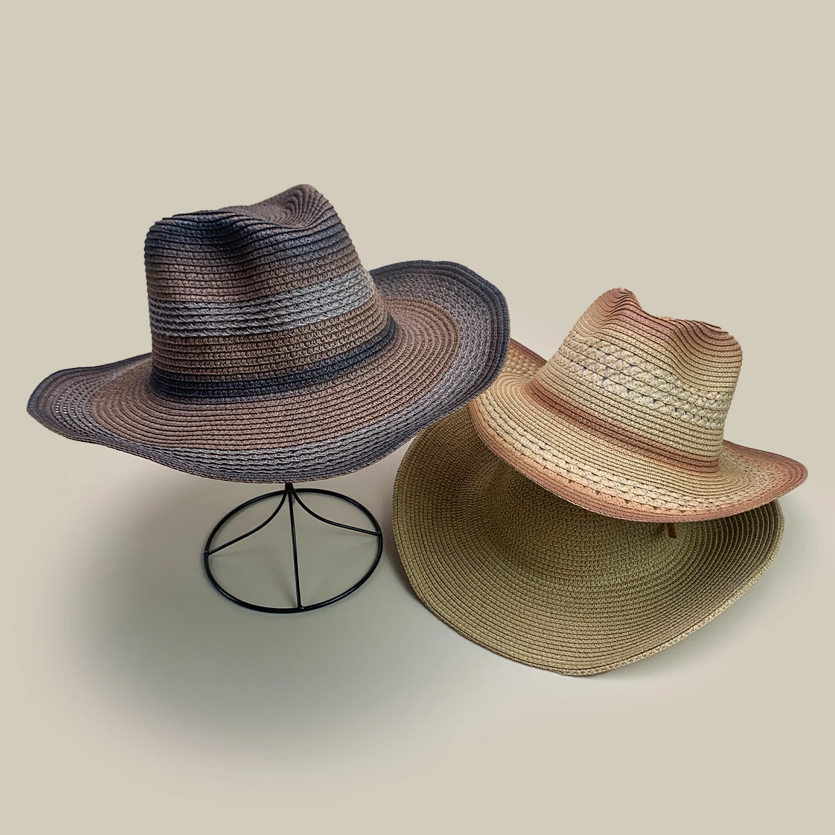 

Gradient Hollow Out Solid Western Cowboy Hats New Unisex Foldable Breathable Simple Sunshade Versatile Beach Fashion Straw Caps