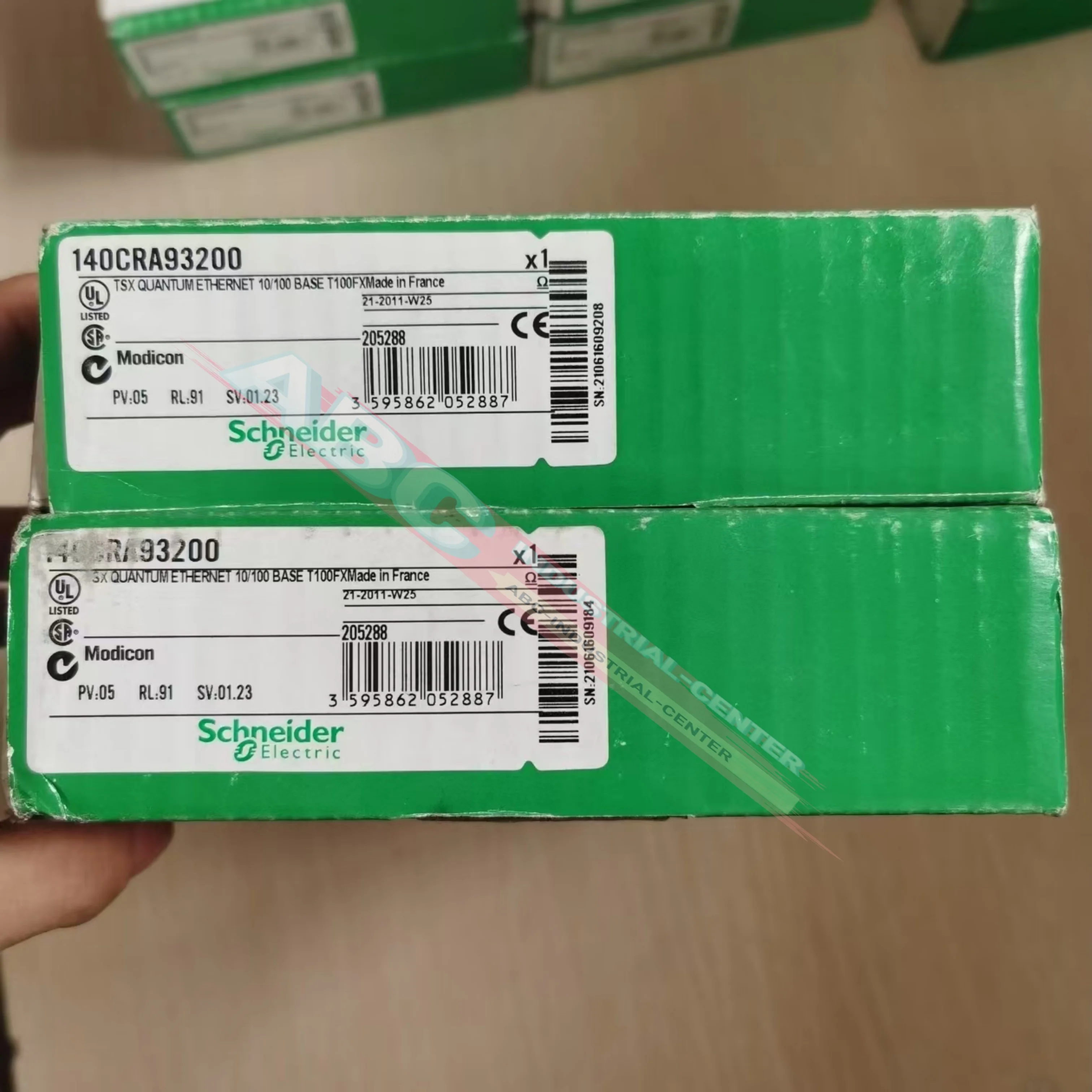 

New in box 140CRA93200 PLC Module