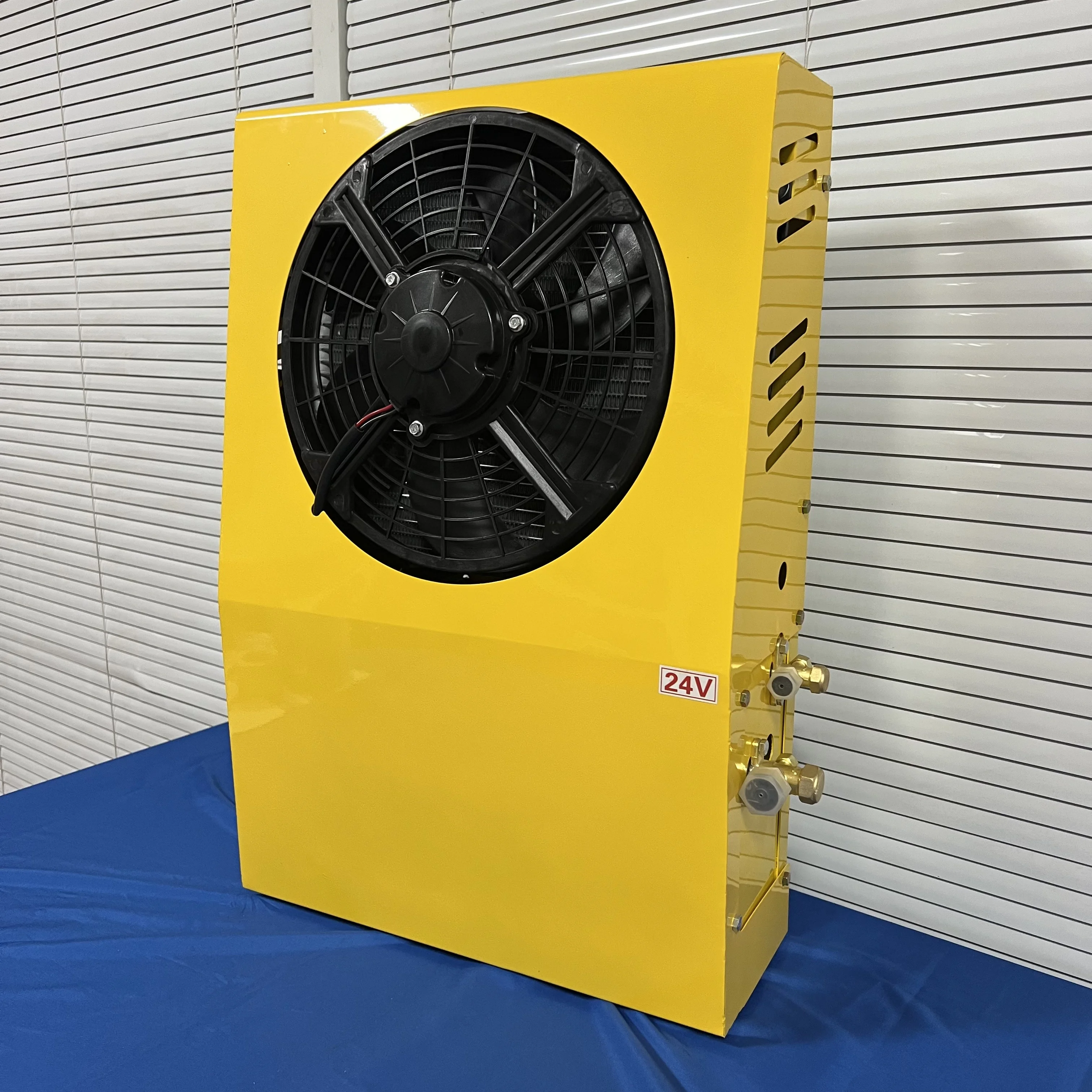 Split-type Single-fan Parking air Conditioner, 12V/24V Battery Powered, Truck/caravan Parking air Conditioner, R134a Refrigerant