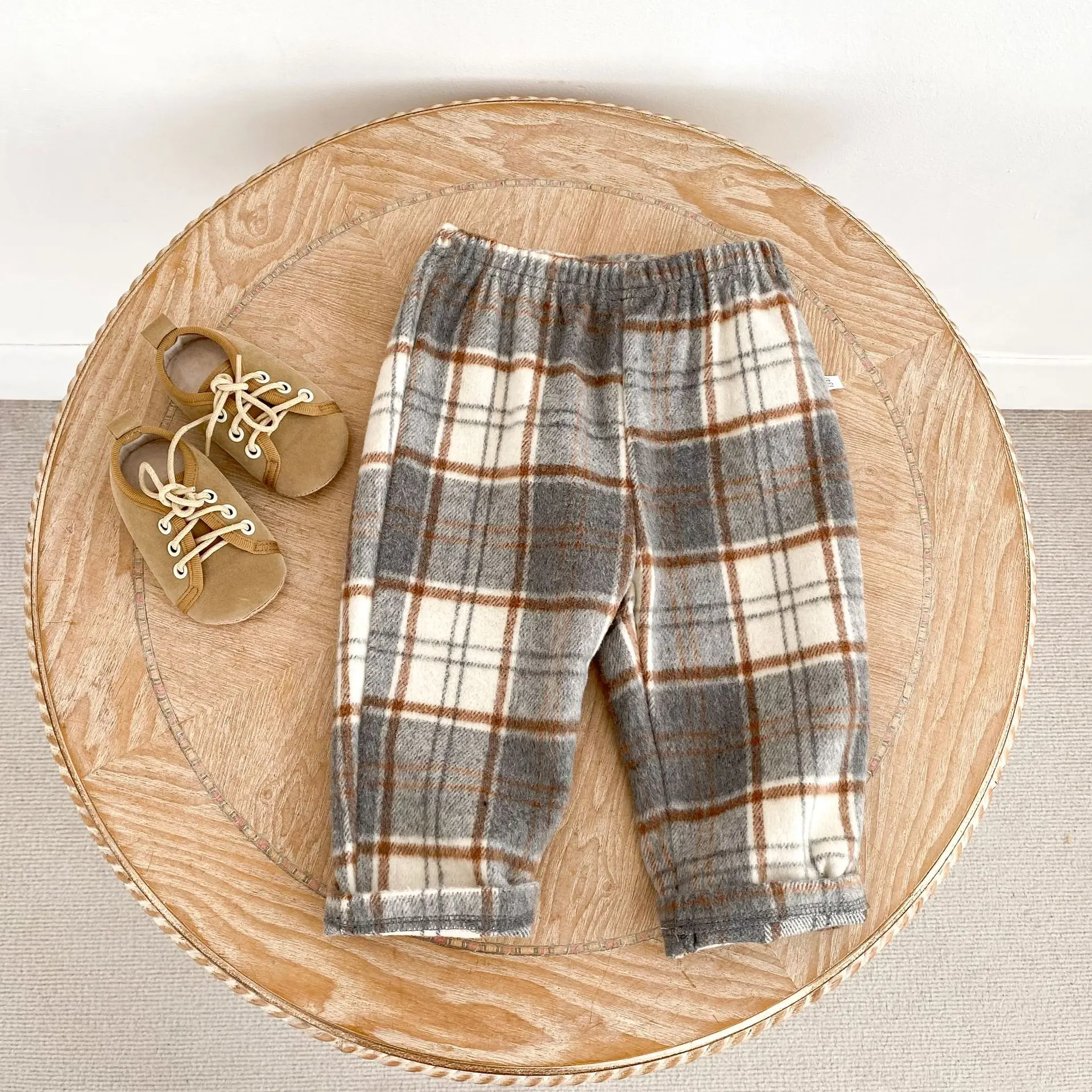 2026 Herbst Süßer Stil Kinderrock Karierter Plissee-Rock mit Elastikbund für 6M-4J Mädchen Vielseitiges Kinderkleid – Detail 9