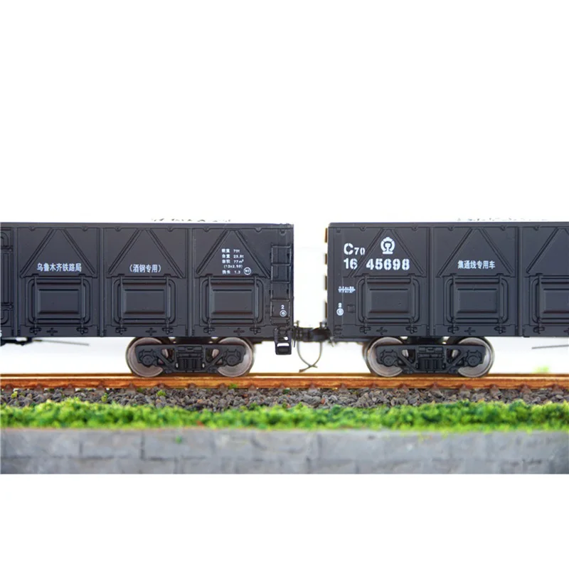 Diecast HO Scale 1/87 C70 Classic Black Train Carriage Transporter Model Classic Collection Static Display Souvenir Boy Toys