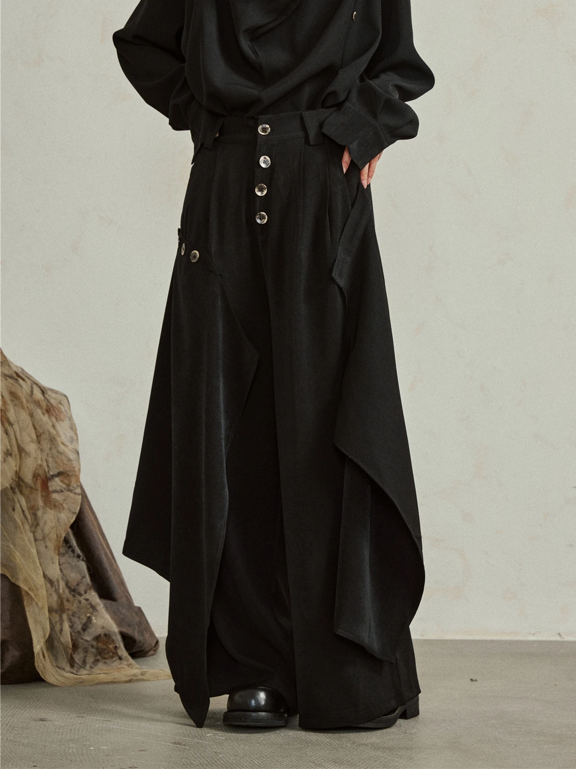 Sunyvonne Dark Gothic Asymmetric Multi-Piece Wide Leg Pants Skirt Fashionable Casual Trousers Original Design City Walk