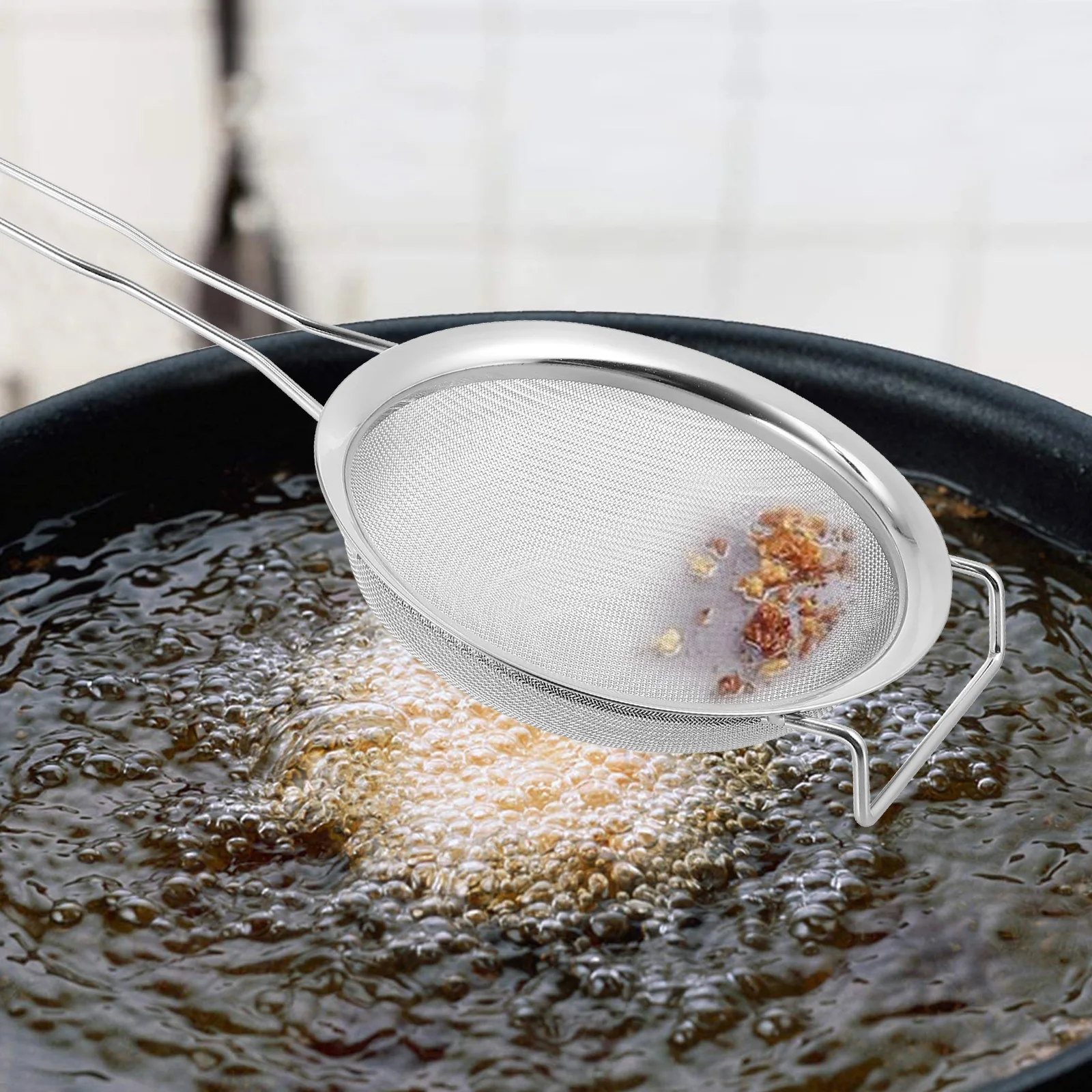 

Stainless Steel Oil Strainer Spoon Dense Sieve Kitchen Tool Metal Scoop For Home Restaurant Practical Filter Crooked Design