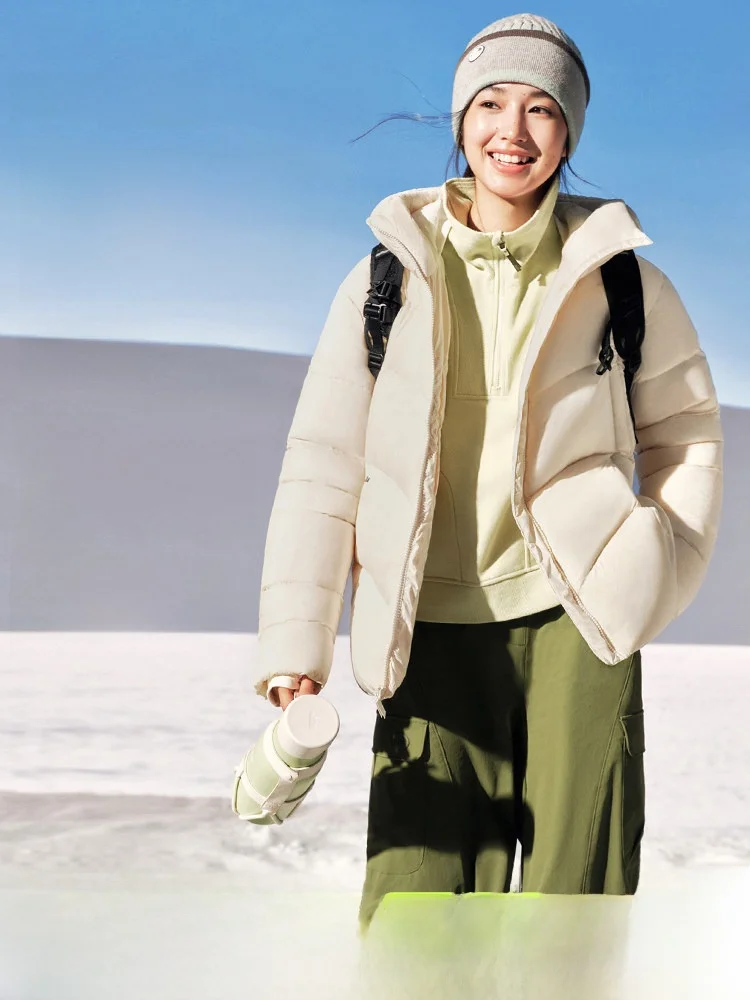 

Женская пуховая куртка Banana Le 2025: Новинка, зимняя, с интегрированной шапкой, очень теплая, машинная стирка, высокая степень защиты от ветра, верхняя одежда