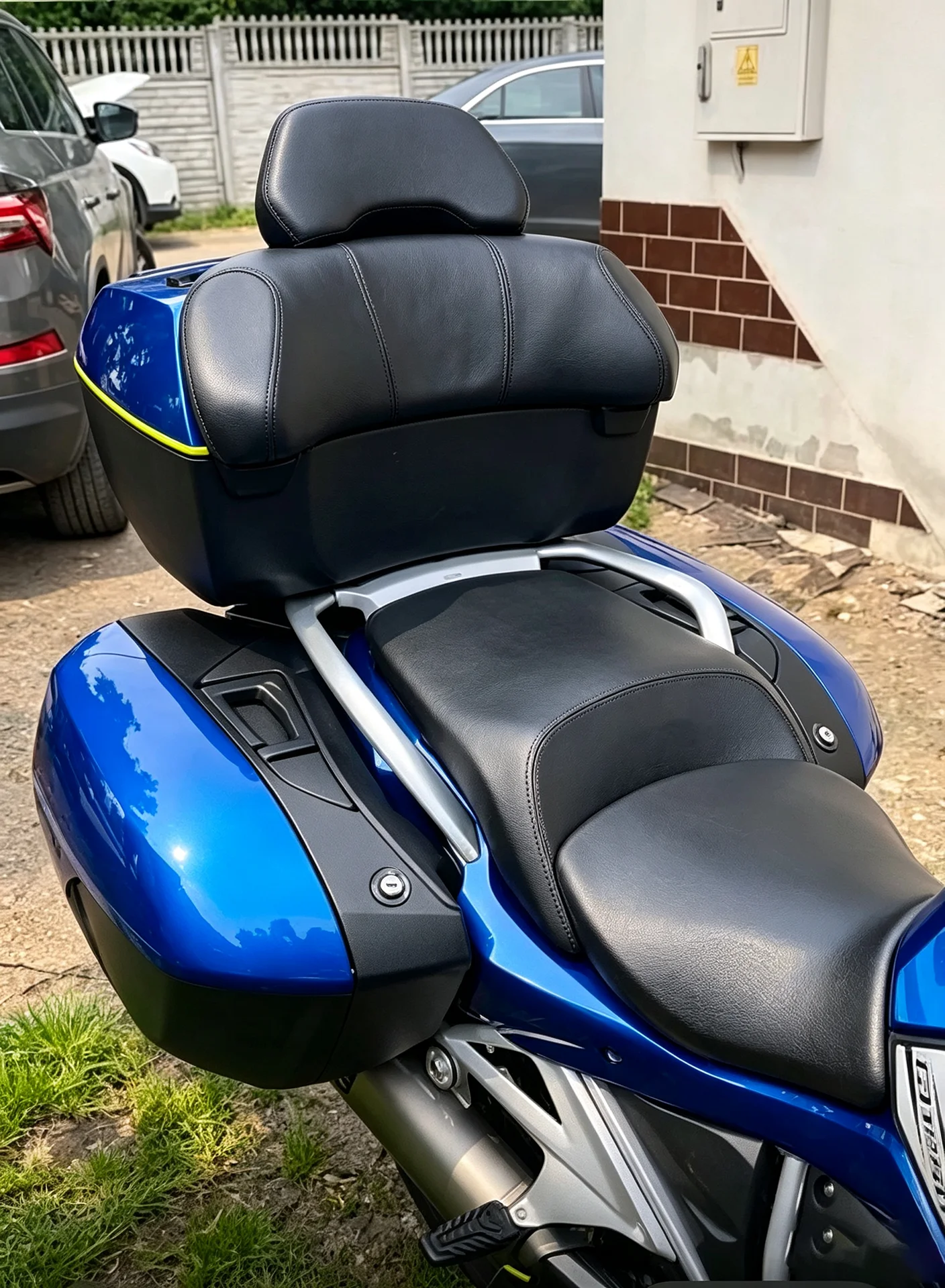 Passenger Backrest Pad Fit For BMW K1600GT K1600GTL 2011-2026 R1200RT 2013-2018 R1250RT 2019-2025 Top Case Cushion Pad Support