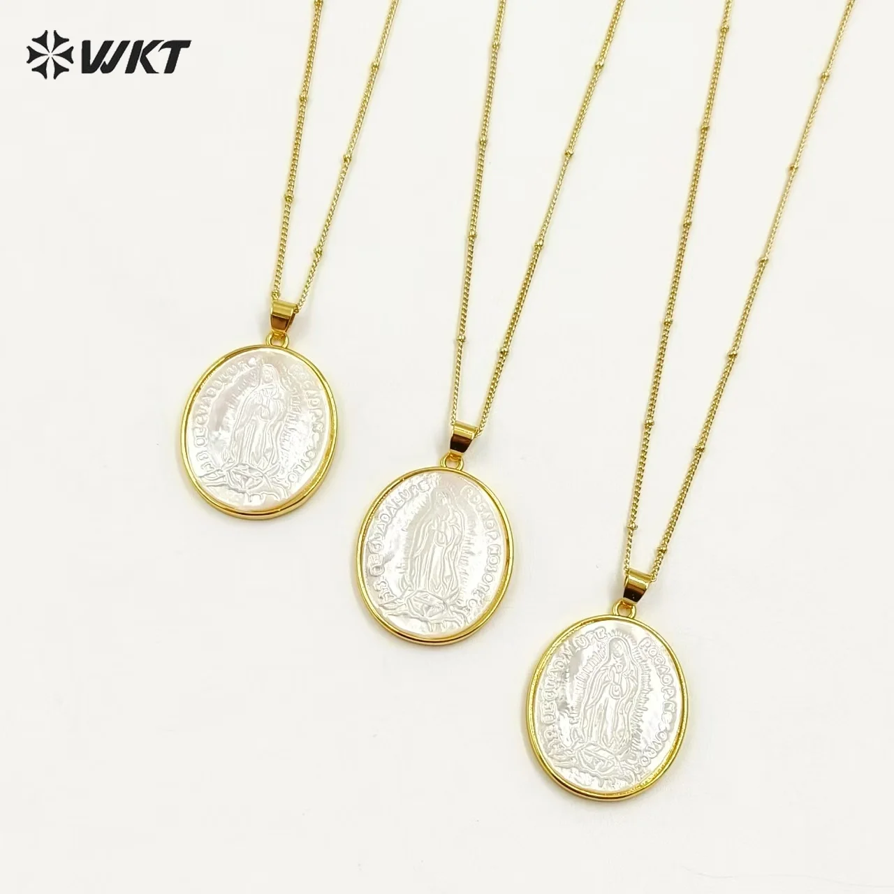 

WT-JN022 hot sale Wholesale religion style natural shell necklace Virgin Mary pendant with gold color plated oval shape pendant