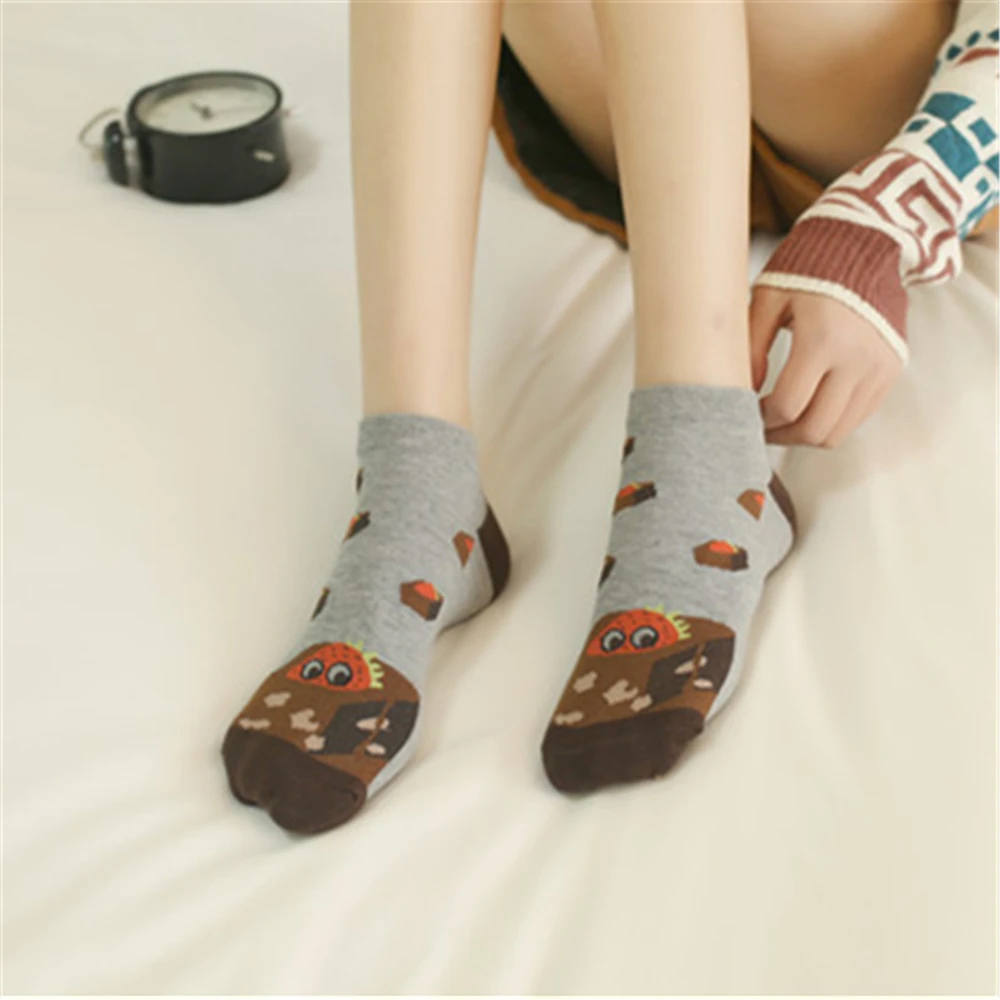 INS New Spring Summer Womens Funny Happy Expression Cartoon Food Donuts Burger Sushi Cake Series Short Ankle Socks Dropship