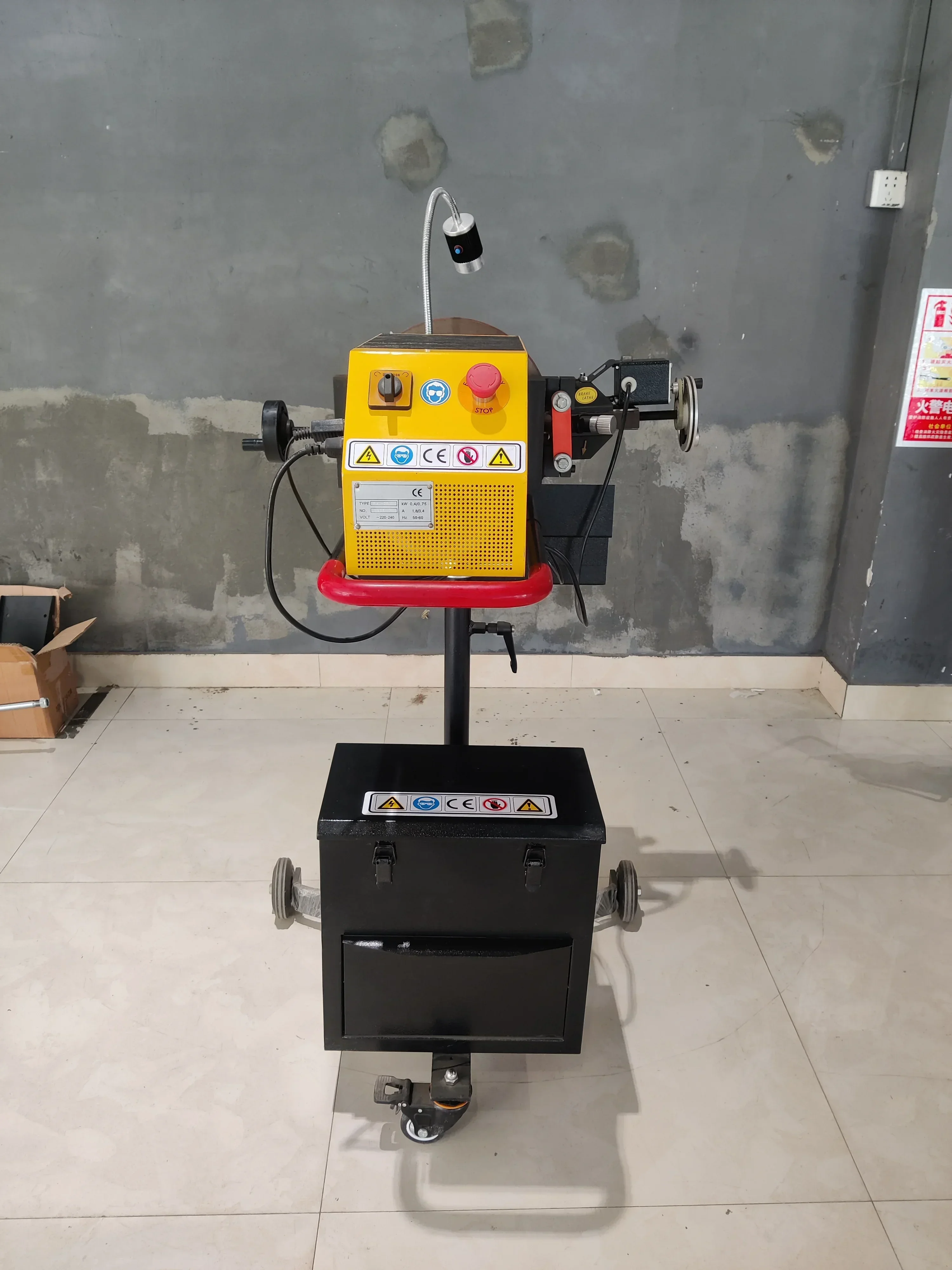 Workshop Equipment, Car Disc Positioning Device, Yellow Red Brake Lathe, Two In One For Getting On And Off The Car