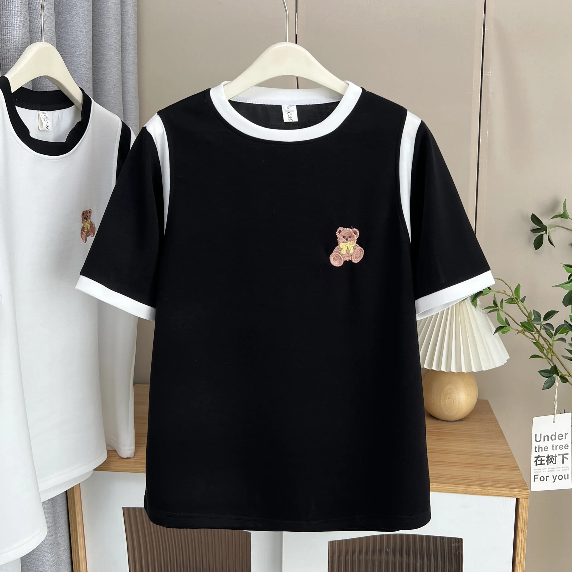 

Лето 2025 года, женский топ больших размеров, 100 кг, новые футболки с короткими рукавами и вышивкой медведя, студенческая футболка 828