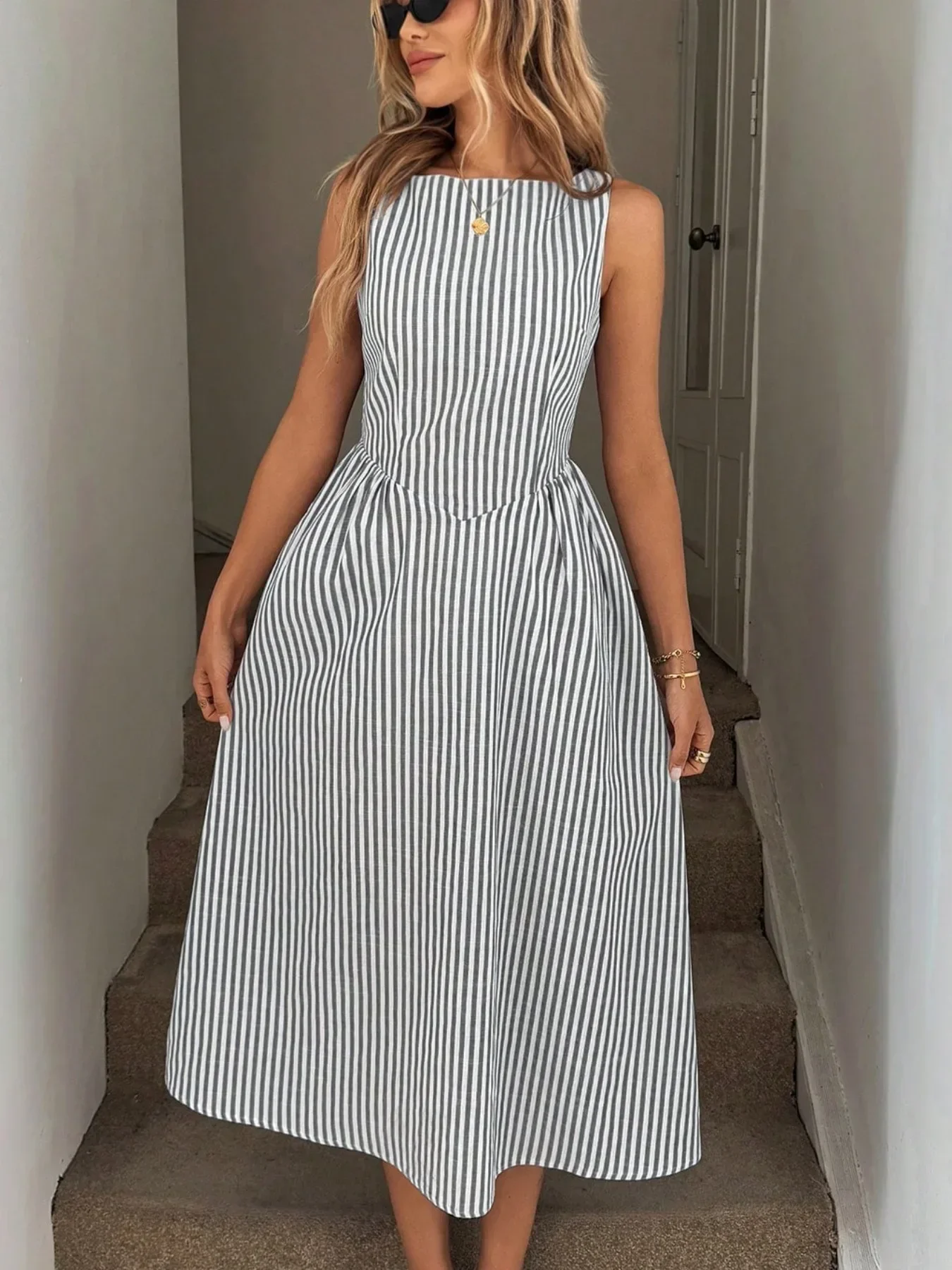 Neues Y2K Sommer-Urlaubskleid aus Leinen für Damen, ärmellos, vertikal gestreift, hohe Taille, A-Linie, Midi, lässiges Swing-Kleid mit Taschen – Detail 16