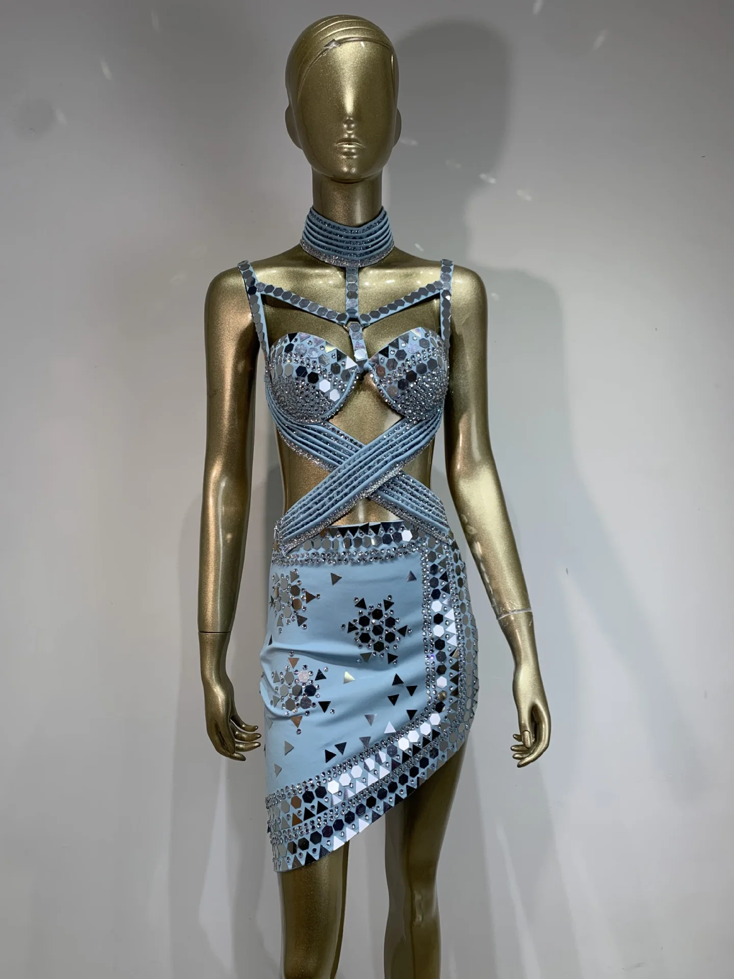 المرأة الحسية مثير بلا أكمام قطع Bodycon البسيطة الماس الترتر مناسبة خاصة مساء نادي فستان الحفلات فتاة الإستعراض