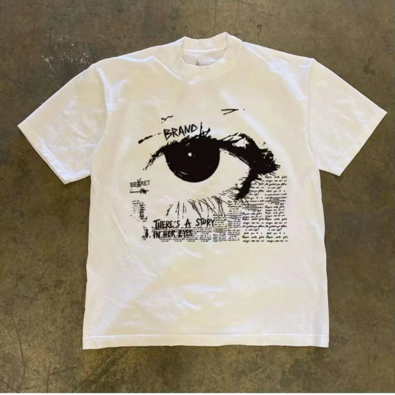 Camiseta Oversized Estampada Y2K Dark Grunge 'Eye Story' Verão 2026, Camiseta Casual Retrô Gótica Streetwear Para Homens e Mulheres